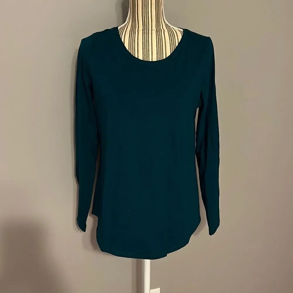 SONOMA long sleeved shirt.small